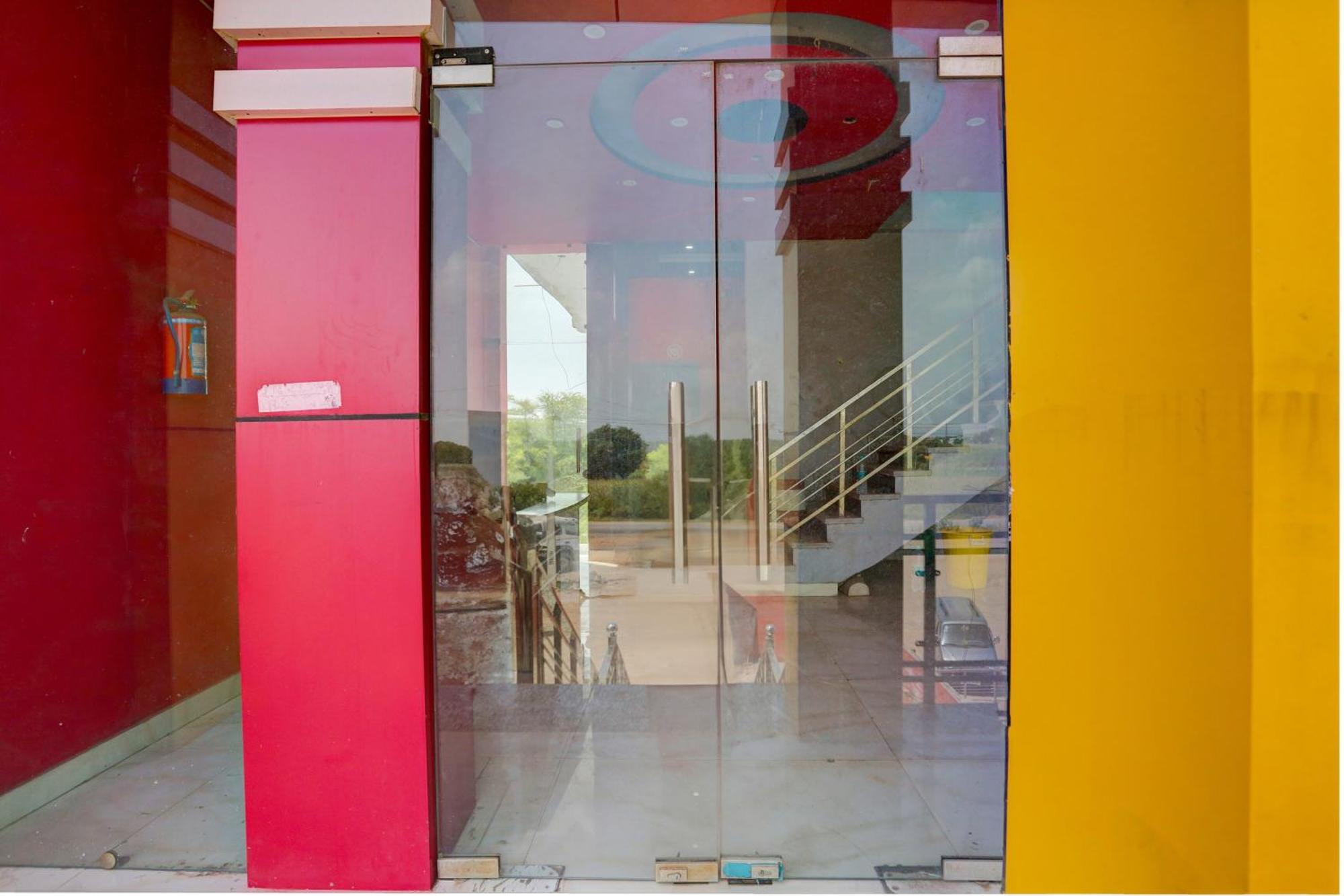 Hotel O Dada Hotel Charkhi Dadri エクステリア 写真